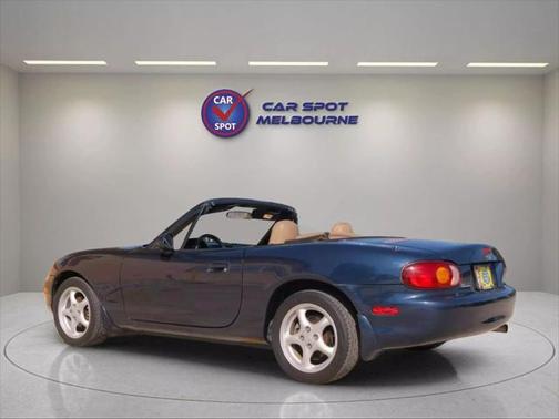 1999 Mazda MX-5 Miata Convertible 2D