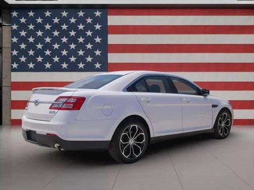 2017 Ford Taurus SHO