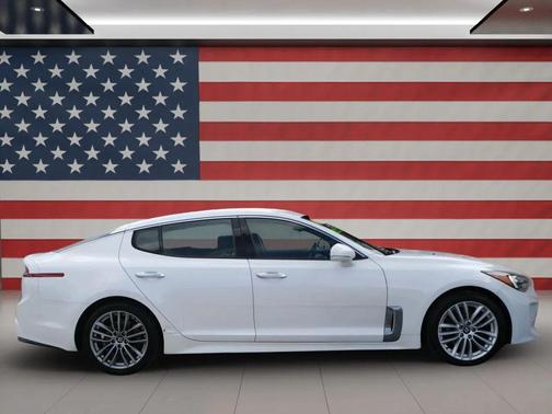 2018 Kia Stinger Sedan 4D