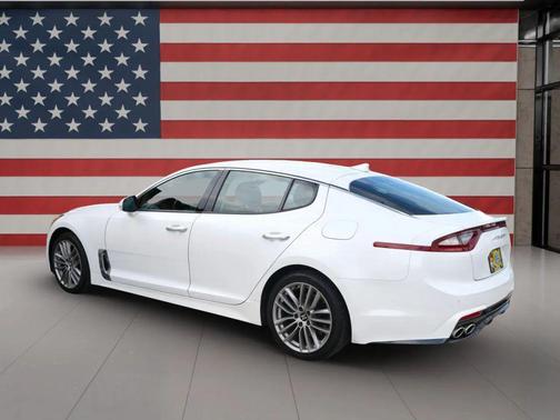2018 Kia Stinger Sedan 4D