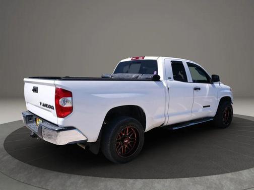 2017 Toyota Tundra SR5