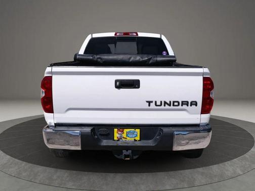 2017 Toyota Tundra SR5