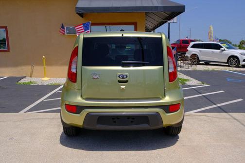 2013 Kia Soul +
