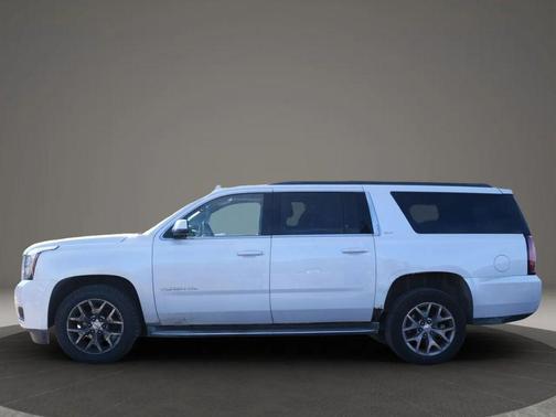 2016 GMC Yukon XL SLT