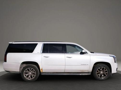 2016 GMC Yukon XL SLT