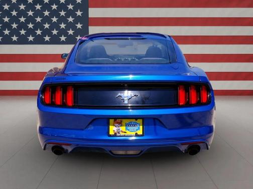 2017 Ford Mustang V6