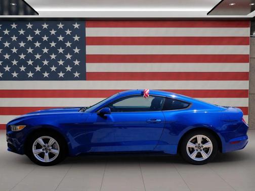 2017 Ford Mustang V6