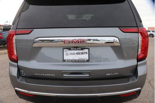 2022 GMC Yukon SLT