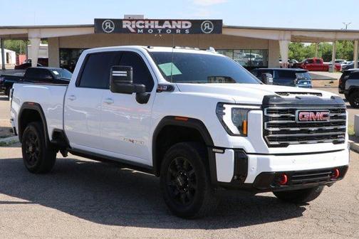 2025 GMC Sierra 2500 AT4