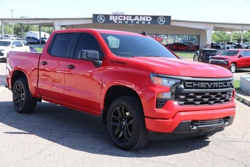 2024 Chevrolet Silverado 1500 Custom