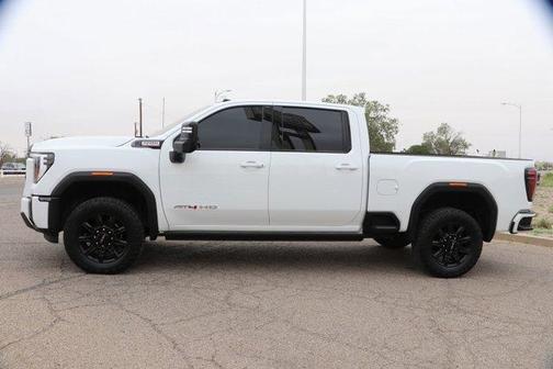 2024 GMC Sierra 2500 AT4