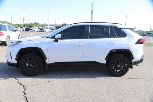 2025 Toyota RAV4 Hybrid SE