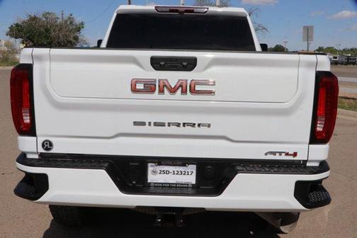 2022 GMC Sierra 2500 AT4