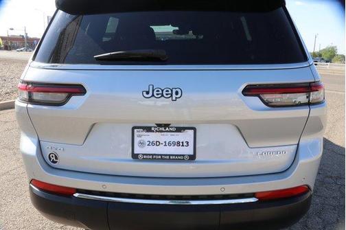 Silver Zynith 2024 Jeep Grand Cherokee L Laredo