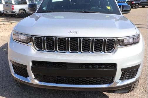 Silver Zynith 2024 Jeep Grand Cherokee L Laredo