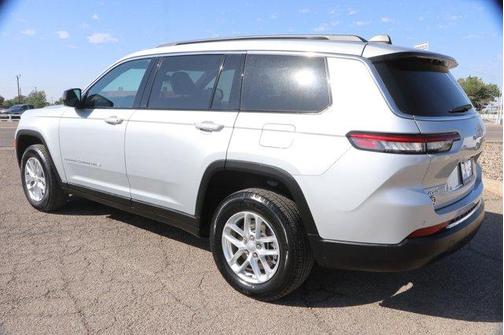Silver Zynith 2024 Jeep Grand Cherokee L Laredo