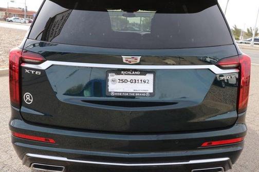 2024 Cadillac XT6 Luxury FWD