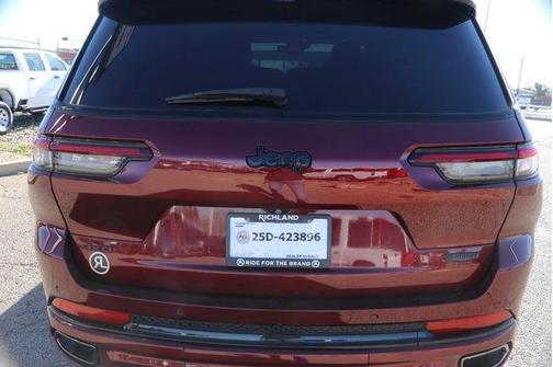 2023 Jeep Grand Cherokee L Summit