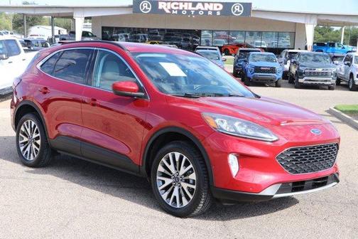 2021 Ford Escape Titanium