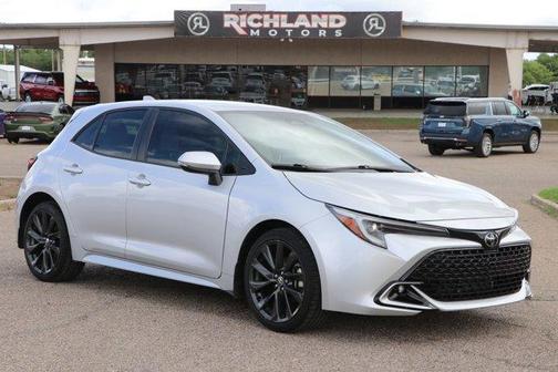 2023 Toyota Corolla Hatchback XSE