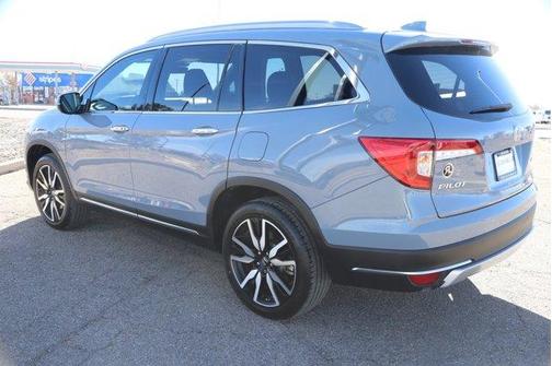 2022 Honda Pilot Touring 7-Passenger