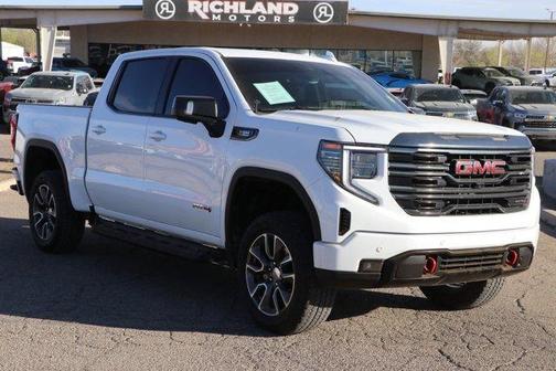 2023 GMC Sierra 1500 AT4