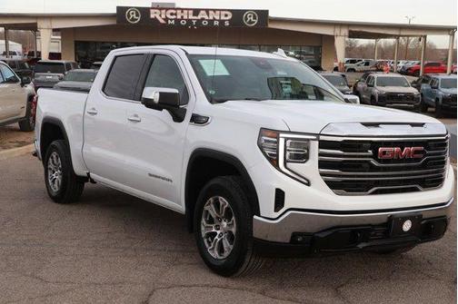 2024 GMC Sierra 1500 SLT