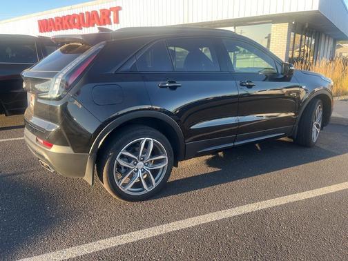 2022 Cadillac XT4 Sport