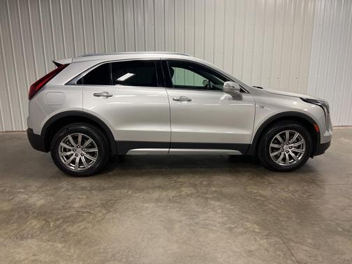 2021 Cadillac XT4 Premium Luxury