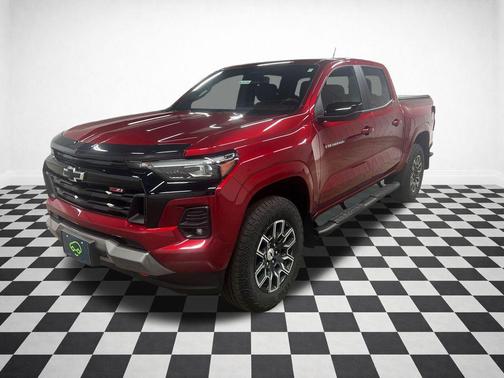 Radiant Red Tintcoat 2024 Chevrolet Colorado Z71