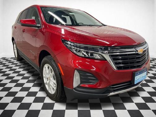 Radiant Red Tintcoat 2023 Chevrolet Equinox 1LT