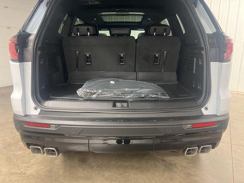 Glacier White Tricoat 2026 GMC Acadia AWD ELEVATION