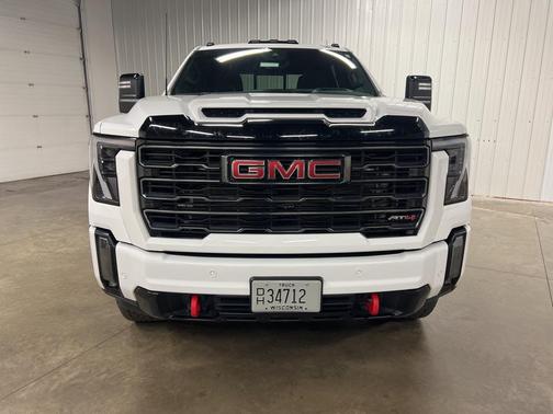 2024 GMC Sierra 2500 AT4