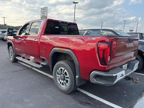2022 GMC Sierra 2500 SLT