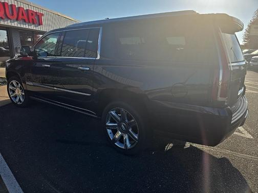 2020 Cadillac Escalade ESV Premium Luxury