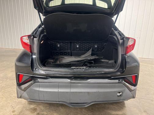 2020 Toyota C-HR XLE