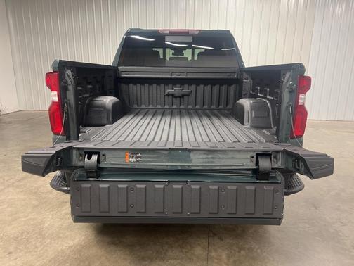 2026 Chevrolet Silverado 1500 CREW LT TRAILBOSS 4WD