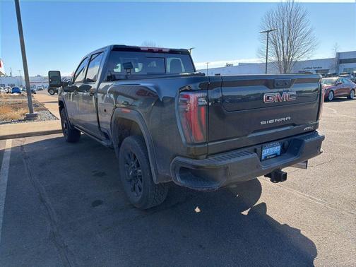 2025 GMC Sierra 3500 AT4