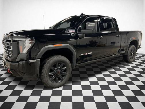 2025 GMC Sierra 3500 AT4