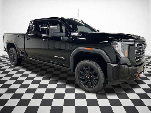 2025 GMC Sierra 3500 AT4