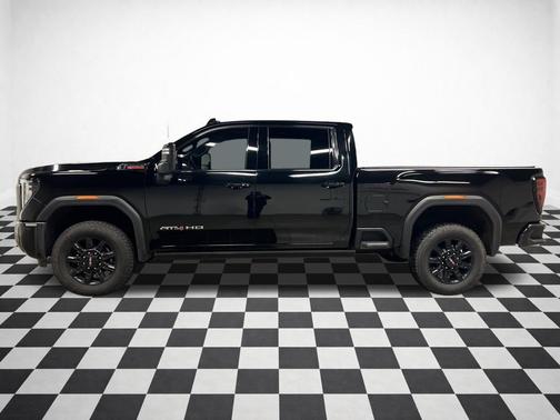 2025 GMC Sierra 3500 AT4