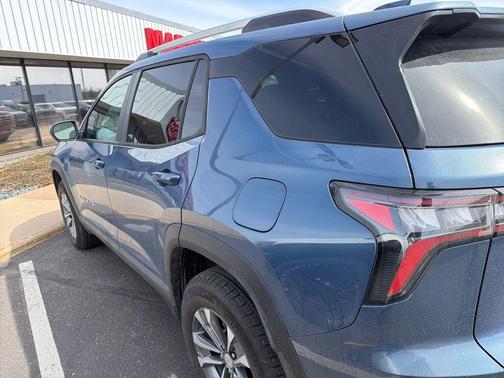 Lakeshore Blue Metallic 2025 Chevrolet Equinox 1LT