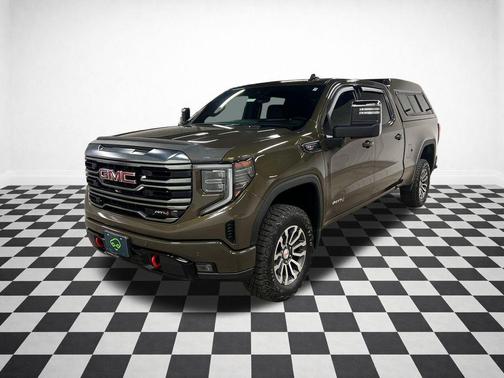 Deep Bronze Metallic 2023 GMC Sierra 1500 AT4