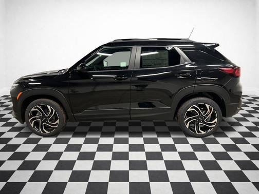 Mosaic Black Metallic 2026 Chevrolet Trailblazer RS