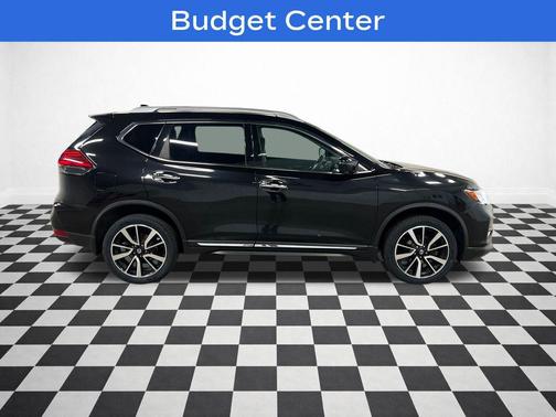 Magnetic Black 2017 Nissan Rogue SL