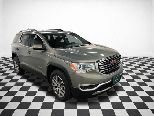 Tan 2019 GMC Acadia SLE-2