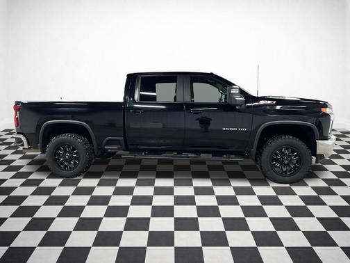 2022 Chevrolet Silverado 3500 LT