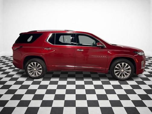 2022 Chevrolet Traverse Premier