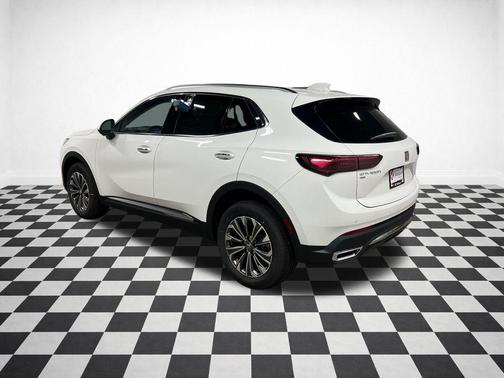 SUMMIT  WHITE 2026 Buick Envision PREFERRED