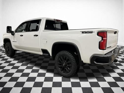 Summit White 2026 Chevrolet Silverado 3500 3500 SRW CREW LTZ 4WD